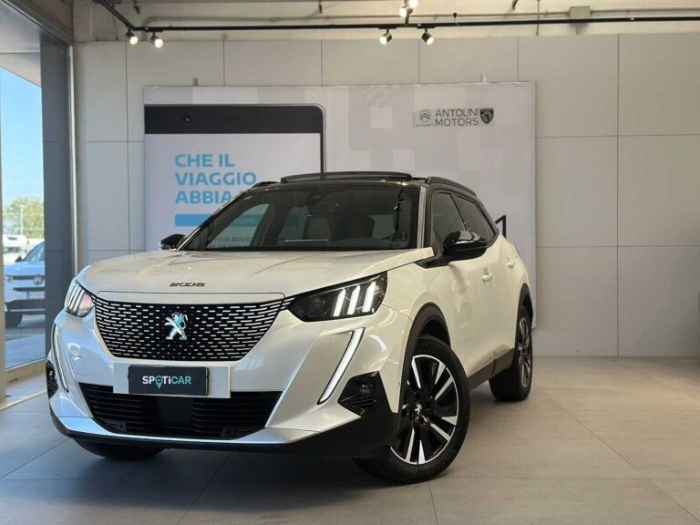 Peugeot 2008 - motore elettrico 136 CV GT Pack